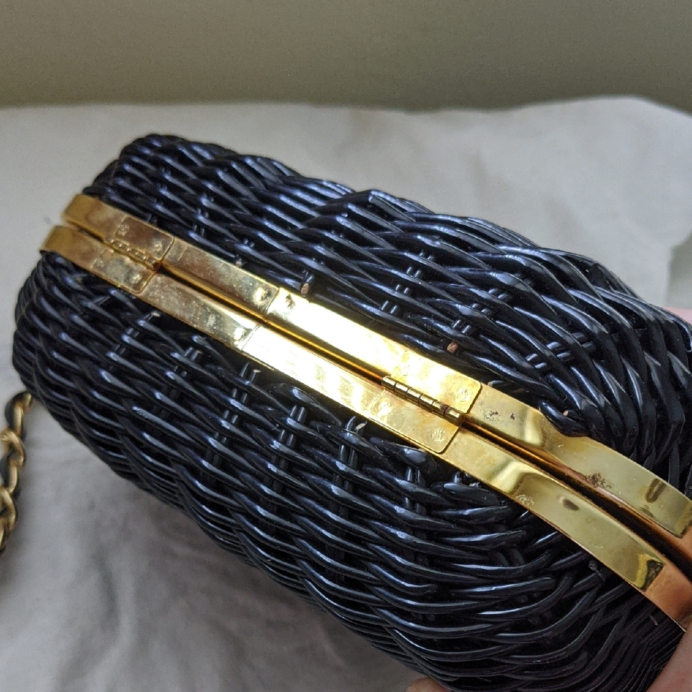 Vintage Magid Black Woven Crossbody Bag with Gold Chain - Picture 6 of 17